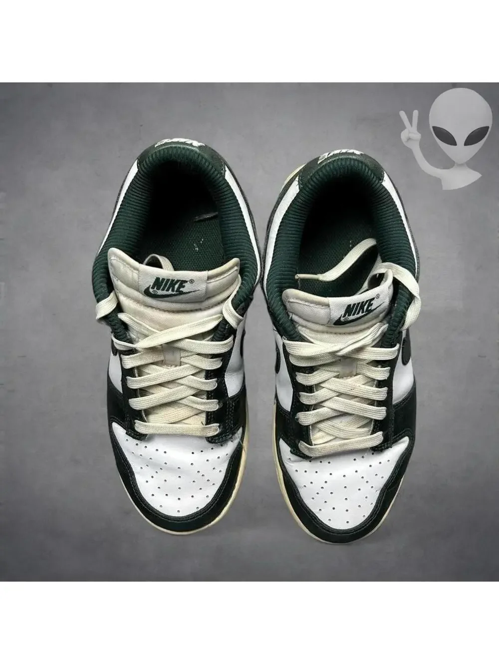 Nike Dunk Low Vintage Green DQ8580-100 Womens US 8 Mens 6.5 Aged White Low Top